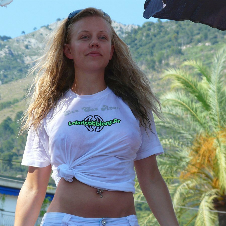 AbricOFF 🇺🇸 Braless Girlfriends Club on X: New album available ❤️ link  in bio Follow 👉 @AbricOFF #wettshirt #wettshirtcontest #nobra #braless  #bralessandflawless #nobraclub #sheer #sheertop #seethrough #nobrass # abricoff t.coOV9cG03rL6 ...