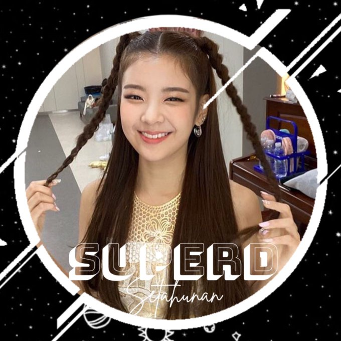 SUPERDOFC's tweet photo. Tulis wish kamu + upload foto kamu menggunakan twibbon. Jangan lupa tambahkan hastag #SUPERDSETAUNAN 

Contoh:

"SEMOGA MAKIN DEMEK SUPERD! #SUPERDSETAUNAN" https://t.co/pd0ZlfvJsC