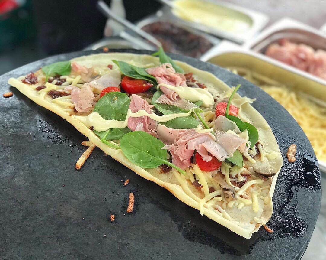 DOYSQ's tweet photo. Warm up with our hearty selection of delicious flavours here at our Fine Food Market until 4pm today. https://t.co/crej3IQBIs