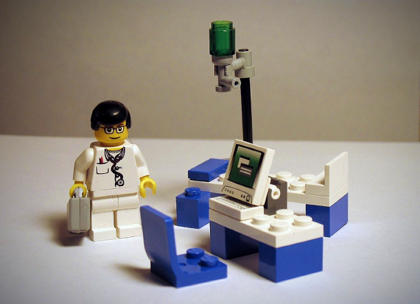 Engager KDE tweet media