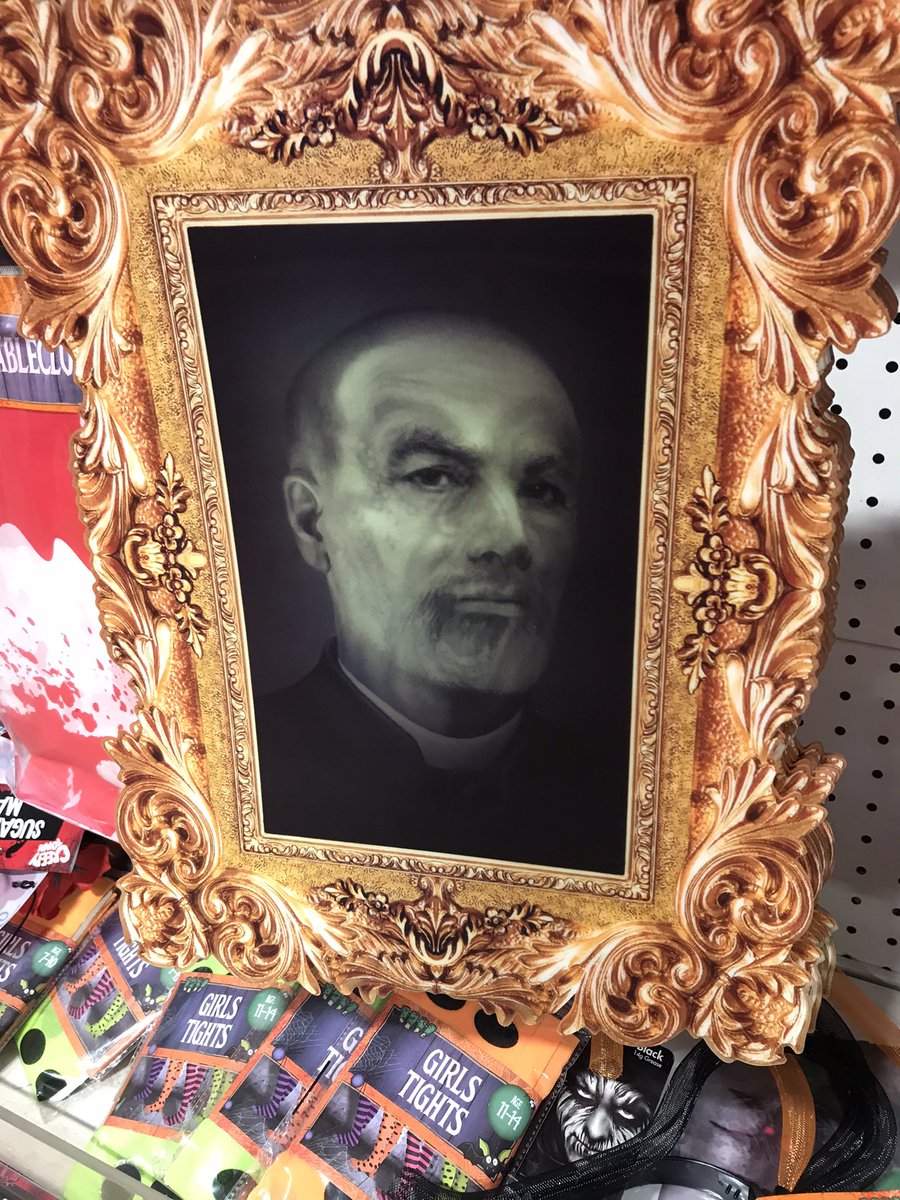 charrobbo0's tweet photo. Found this in Poundshop, has a weird resemblance to @PaddyMcGuinness ?? https://t.co/pizPRfenHP