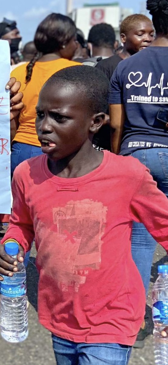 Auntyadaa's tweet image. This boy and his bottled water sha 😩 #EndSARS