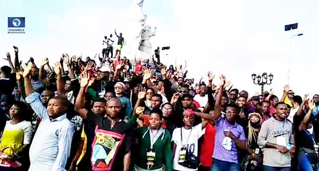 State Of The Nation: Prayer Walk Holds Across Nigeria
channelstv.com/2020/10/17/sta…
#EndSWAT  #EndSARS #ENDBADGOVERNANCE