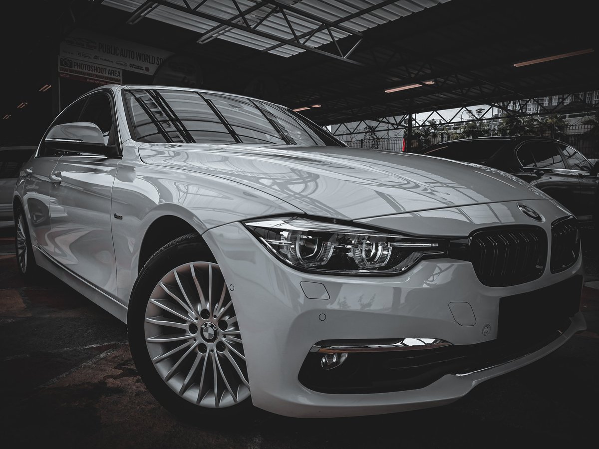 BMW 318i F30 Sport FaceliftHat ni tak perlu cerita banyak. Peminat Conti mesti tahu kereta ini. Masih bergetah tuan-tuan dan puan-puan! Make year tahun 2018. Still under warranty. 1500 CC tapi TwinTurbo fuh memang merembes!OTR: RM 139, 390