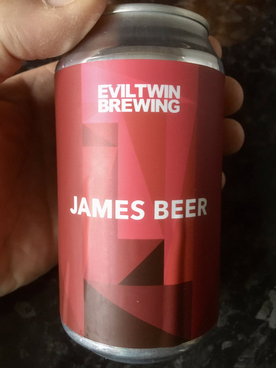 s77tux's tweet photo. Final #BeerForTonight last night (my battery died!) was @EvilTwinBrewing #JamesBeer (3.5% ABV, 355ml) Strawberry-golden, cloudy appearance; fruity aroma; soft mouthfeel with a strawberry taste followed by pleasantly sour aftertaste. Lovely! #Slàinte #NowDrinking https://t.co/5zfUsTmLNE