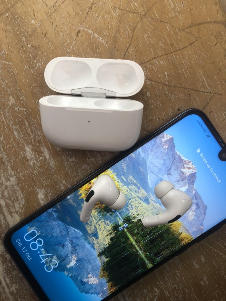 chapodealz's tweet photo. AirPod pro 
2 months used 
Ghc950
 @ForLinkin 
@kojo_wiase 
@fly_applecare https://t.co/MCsI67pSW5