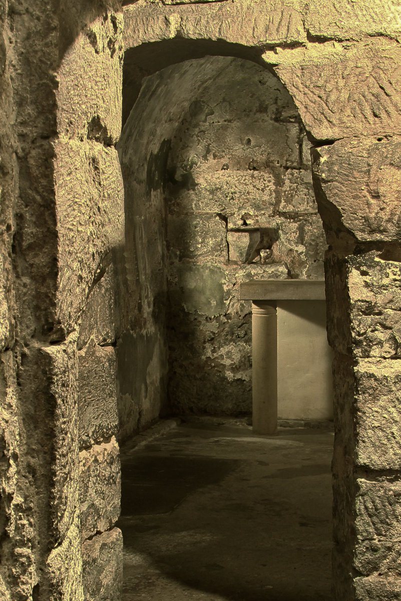 MichaelSadgrove's tweet photo. Greetings from Tynedale to ⁦@Ely_Cathedral⁩ on the Feast of the Translation of St #Etheldreda. This is the crypt of ⁦@HexhamAbbey⁩, founded by St Wilfrid on lands she gifted to the church as Northumbrian Queen c674. https://t.co/AVnmJ4jgj1