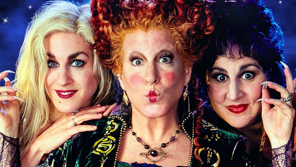 Inandaroundmag's tweet photo. Who doesn't love a drive-in cinema? 📽🚗🍿
@TheBowesMuseum is hosting a #Halloween drive-in in their grounds where they'll be showing #TheAddamsFamily, #HocusPocus, and #TheExorcist! 👻

You can book your space here. 🎟⤵️
https://t.co/YUnAfplpuK https://t.co/K1SvIfscBw