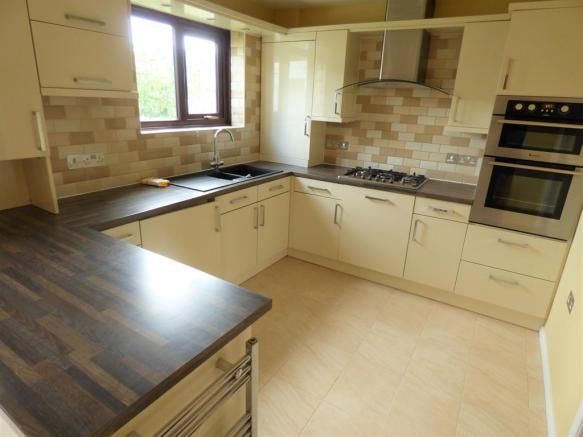 Hunters Louth tweet media