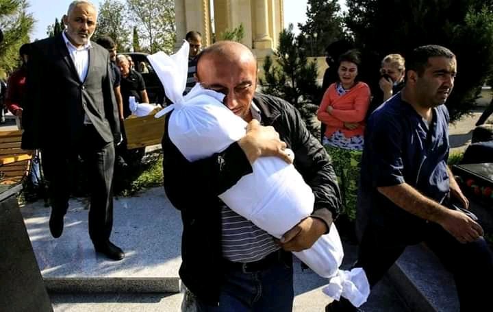 O world!
Open your blind eyes and look good!
The baby died as a result of Armenian terror.

P.S. Lənətə gələsən, erməni!
#PrayForGanja
#StopAttackingCivilians
#StopArmenianTerrorism