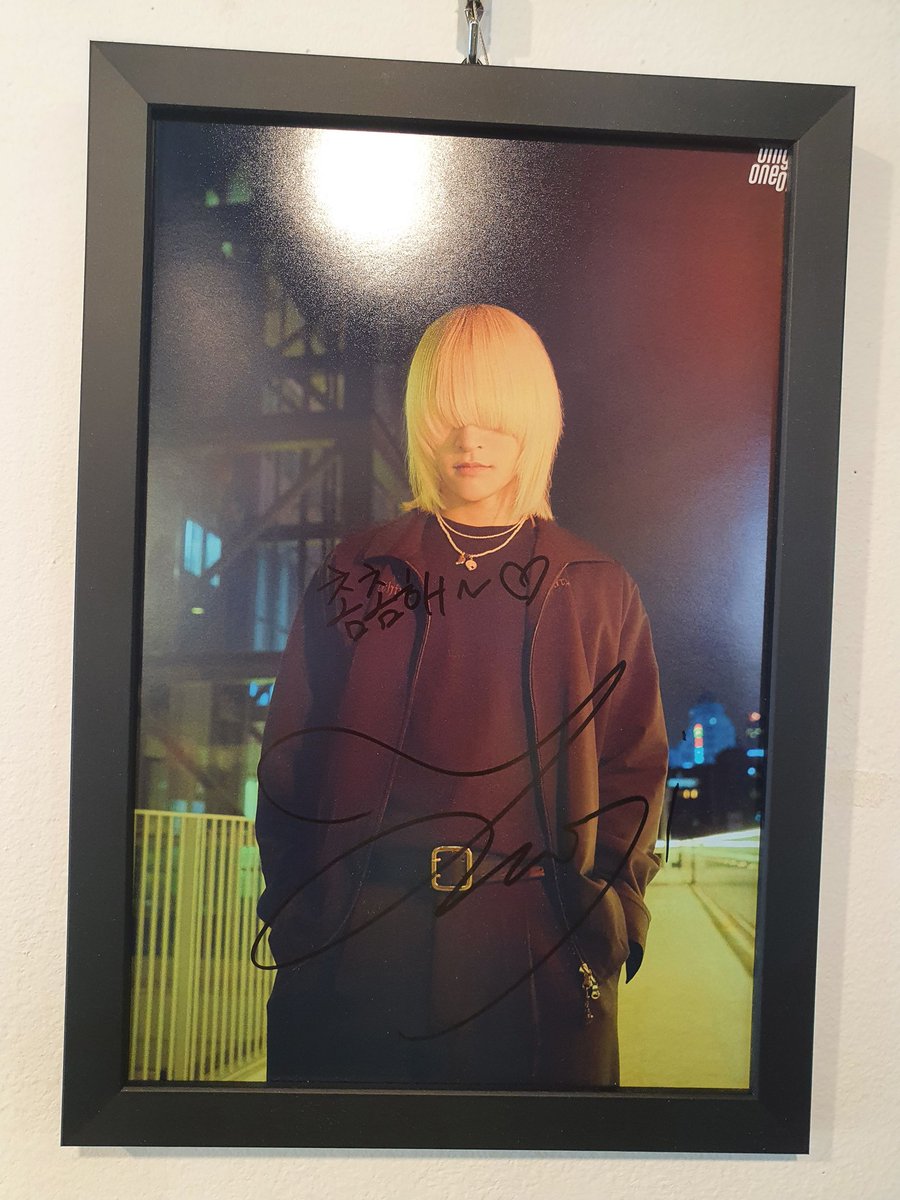 Dense (hair)~(As in he can't see through it)*Junji's signature*