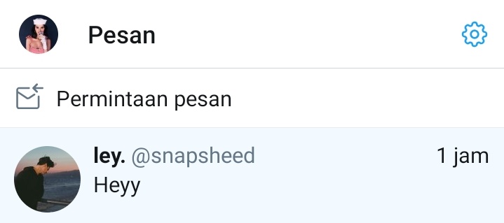 Kayak lagi digentayangin masa lalu gue <a href="/snapsheed/">masley.</a>