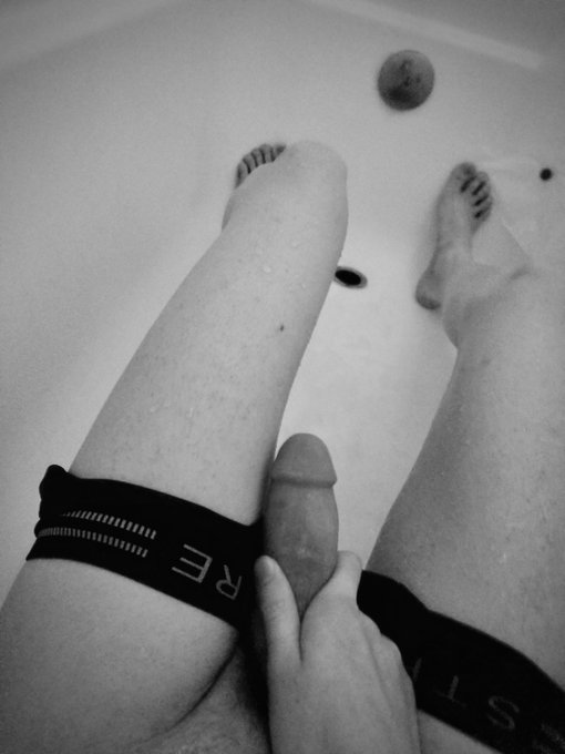 Laying in the tub, hard with some wet undies~  More on my OnlyFans #nsfw #wetunderwear #penis #nude #penis<a href="/tag/nude"class="tags"><span>#nude</span></a><a href="/tag/penis"class="tags"><span>#penis</span></a><a href="/tag/nsfw"class="tags"><span>#nsfw</span></a><a href="/tag/wetunderwear"class="tags"><span>#wetunderwear</span></a>