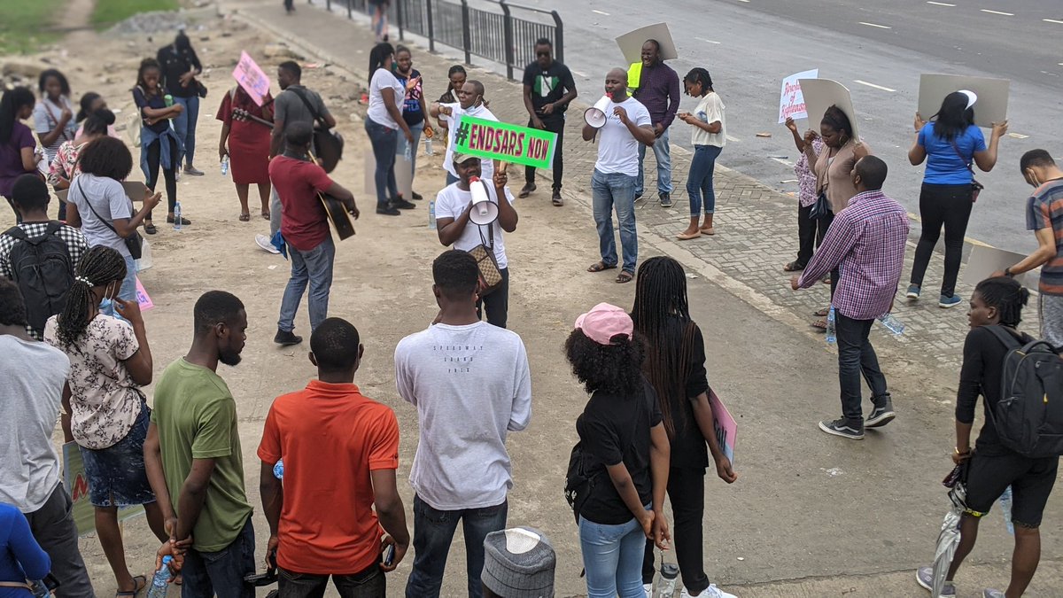 CuttingEdge_NG's tweet photo. Prayers now more than ever before. A new nation is in being birthed. 

“Righteousness and justice are the foundation of your throne, love and truth walk before you as attendants” 
Ps 89: 14.

Lekki prayer walk.

#EndSARS 
#RECONSTRUCTNIGERIA 
#PrayerWalk https://t.co/Iq96jvsLxK