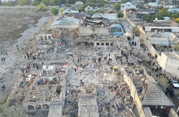 Sblkrdgl's tweet image. #Azerbaycan #Gerce 😞
     #ArmenianTerrorism .
     #ArmenianAggression !
     #ArmenianKillsCivilians .