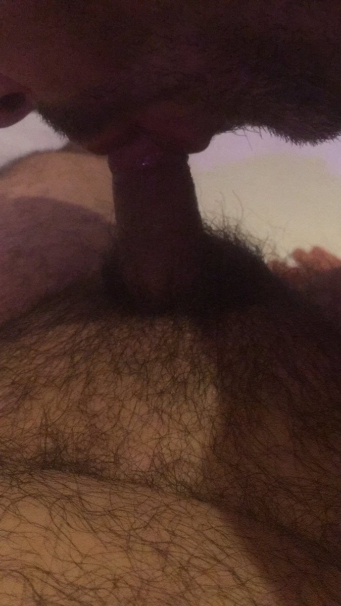 GaycoupleO's tweet photo. Que bien me la mama #ActivosVsPasivos #argentinagay #Activos #Daddy #SugarDaddys #Activos #argentinagay #bottom #mamador @SexyArgentinaG @Seba_Terry @act25_laplata @pajero_belgrano @leibovicheze @FiestaNudista @ok_fiesteros @GAYPORNO1881 https://t.co/VeDZpl6Mxa