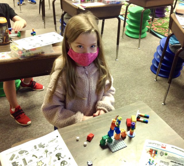 mbutler1stgrade's tweet photo. @trwolfpack @DrMcGill1 @kendallkeeslin1 @LEGO_Education @STEMcobb We loved using our Mr.Learnie kits after finishing qtrly assessments! #LEGOed https://t.co/GkMNQAFlzT