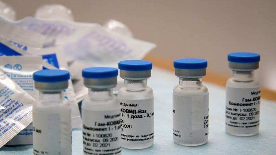 Covid-19 vaccine: Sputnik V to undergo trial in India, Dr Reddy’s gets DCGI approval

hindustantimes.com/india-news/cov…