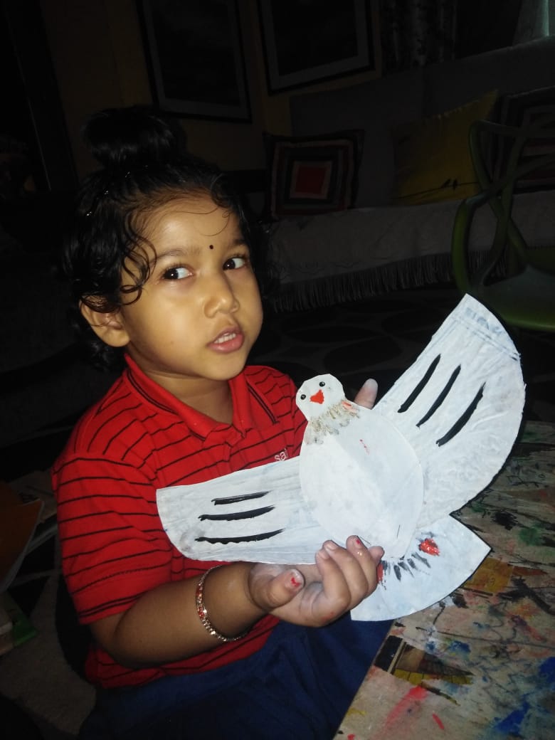SAI_Edu_In's tweet image. To add more joy to it, kids made colorful pigeon with paper cutout. This activity enhanced their naturalistic, linguistic, visual and fine motor skills.#visualskill

#finemotorskills