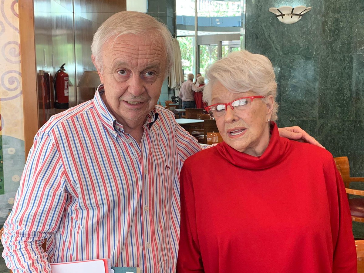 CIEN AÑOS CON DELIBES

Esta noche, a partir de las 21, 30, en Informe Semanal reportaje sobre el centenario de Delibes.