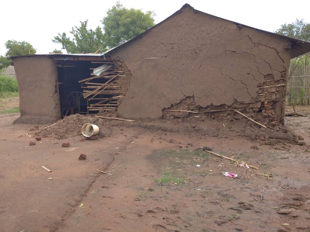 Recurring downpour has caused extensive damage to #property and disrupted business to Torit, Eastern part of #SouthSudan. The rest of Equatoria is not any different. Huts of predominantly subsistence-farming #communities are flooded and crops submerged. crossbordernet.org/a-sudden-downp…