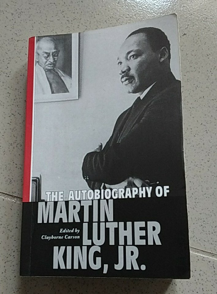 To anyone curious enough, the title of the book is The Autobiography of Martin Luther King, Jr. Edited by Clayborne Carson.