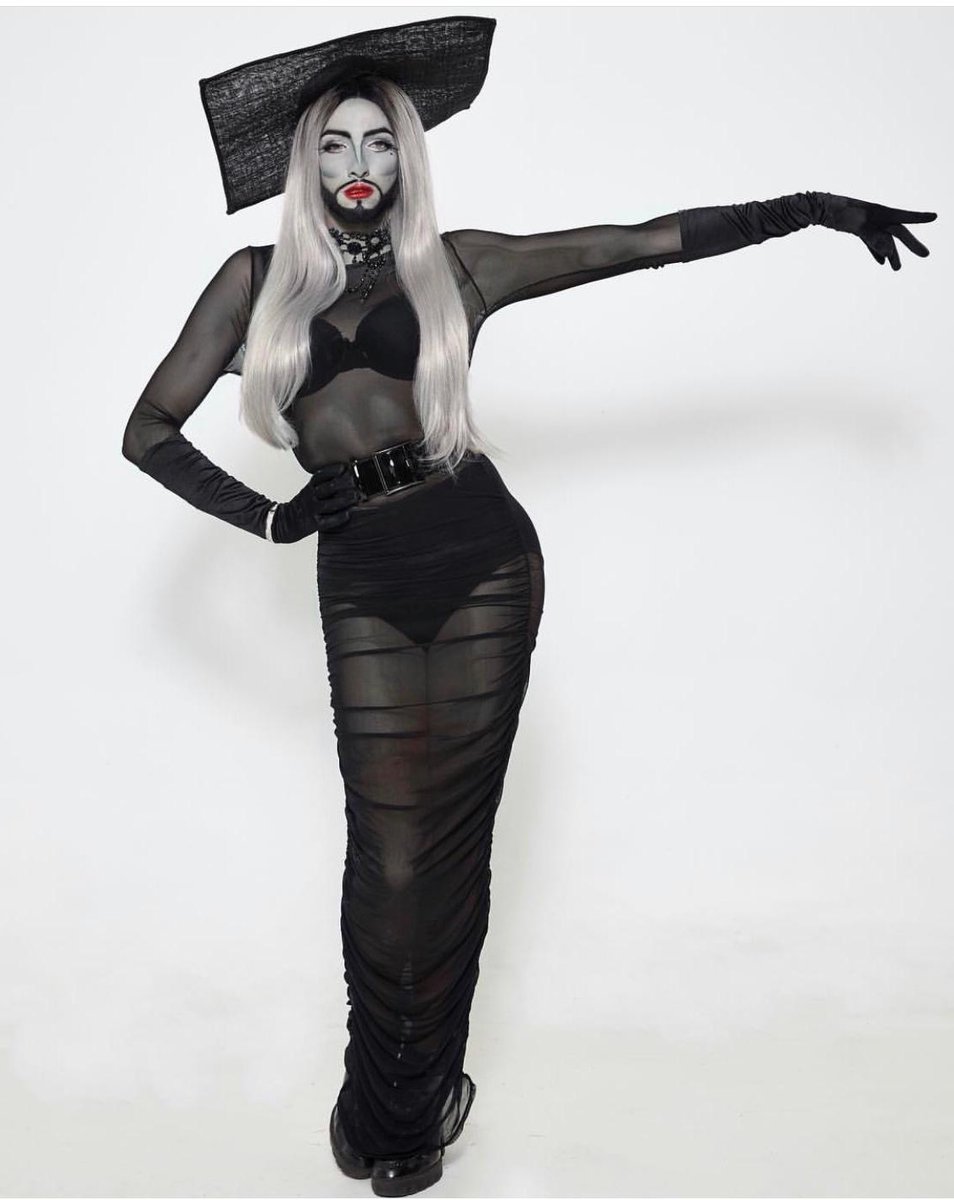 MarkTCox's tweet photo. Special Guest drag SUPERSTAR @thecazeleon joining me for THERE WILL BE BLOOD on 29 Oct at @TheGloryLondon  !! 

2 or 3 tables left. Grab that household and get out of the house ...while you still can !!!

https://t.co/ExQD44k73Y @outsavvy https://t.co/s2gLzyRups