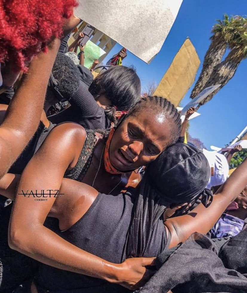 sissgugu's tweet photo. Nigeria #EndSars 🇳🇬 
Cameroon #AnglophoneCrisis 🇨🇲 
Congo #Silentholocaust 
Namibia #ShutItAllDown 🇳🇦 
Liberia - Rape National Emergency 🇱🇷 
South Africa #AmINext 🇿🇦 
Ivory Coast 🇨🇮 &amp; Ghana 🇬🇭 - Child trafficking

Africa is bleeding - where you can, please read &amp; lend a hand.🙏🏿 https://t.co/DiDvFFJI09