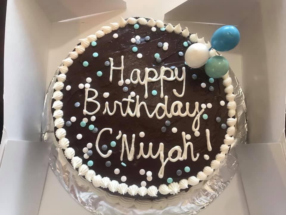 TeamUpPhilly's tweet photo. The good folks at “For Goodness Cakes” are back at it! ❤️They even offered to bake for girls whose bdays were missed since March.  First delivery made to the wonderful Cece!🎉 https://t.co/93BCRDpQz6