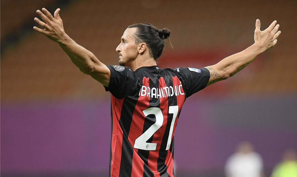 سجل زلاتان إبراهيموفيتش ثنائية في غضون 16 دقيقة في مباراة الديربي ضد إنتر ، ليمنح ميلان التقدم 2-0.

 39 سنة.👑
 #ميلان