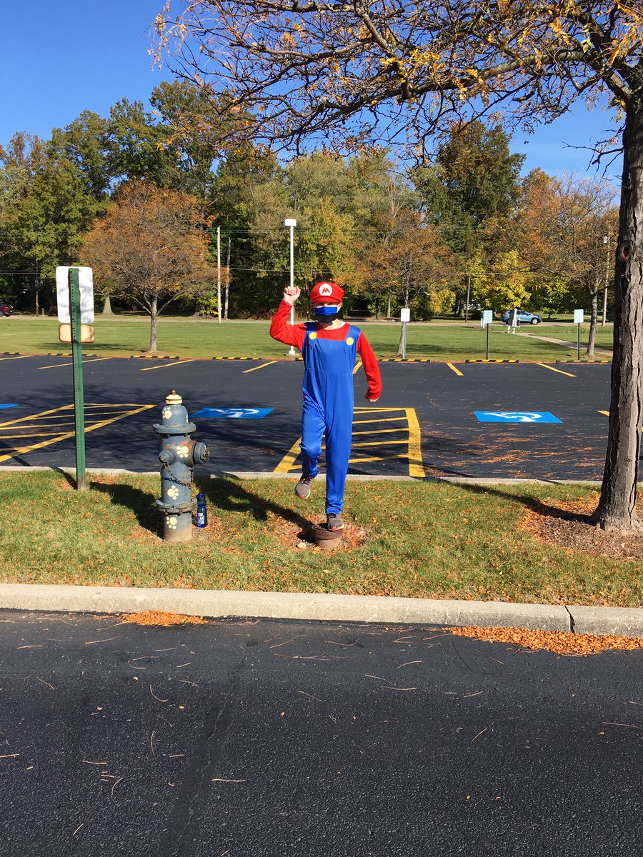 OFMS Bulldog Theatre tweet media