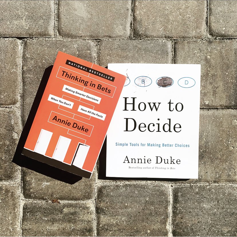 ⭐️GIVEAWAY⭐️
Poker champion turned business consultant @AnnieDuke gets you comfortable with uncertainty to make better decisions as a result, in #ThinkingInBets and #HowToDecide.

To enter:
1.     Reply with #Sweepstakes
2.     Follow @PortfolioBooks on Twitter

Good luck!📚