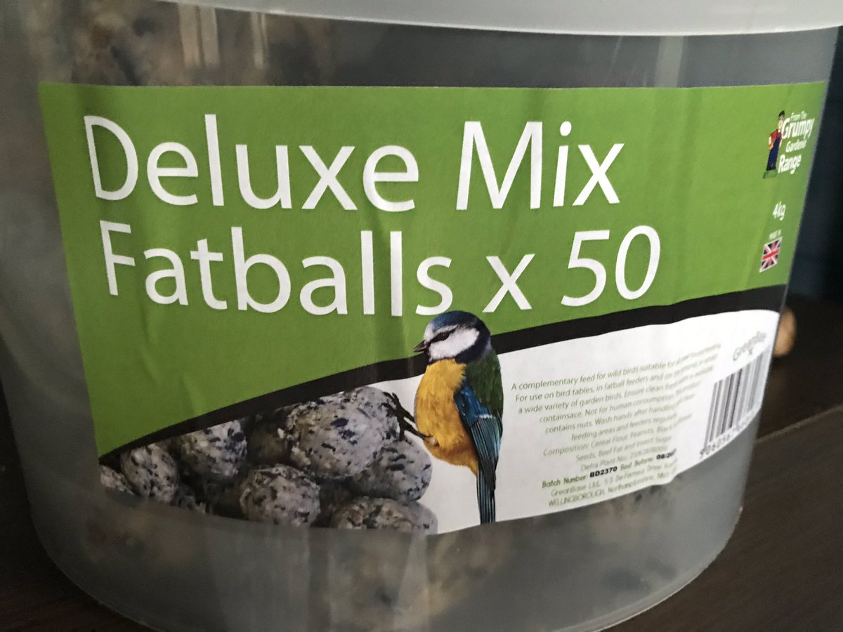 MaisDieuDoverBB's tweet image. There’s always a disorderly queue at our #birdtable 😊 mostly chattering #sparrows but since buying #deluxe #fatballs from @gardenerscottag it’s clear #birds can #tastethedifference #greattit #bluetit #goldfinch #robin all regulars now👍🏻 @StembrookArcade #giftshop @DoverBigLocal