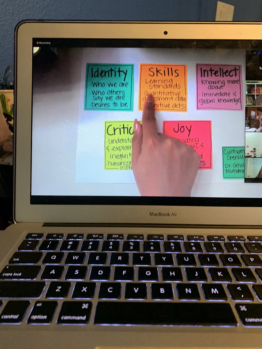 MitziMac5's tweet photo. #historicallyresponsive #tcrwp https://t.co/oO2o94FnHs