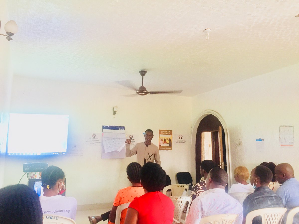 DorcasBennie1's tweet image. It is no surprise that youth organizing is an effective entry point for leadership development for social justice. @AKSactivista
 is training Youths on #Youth4GRPS &amp;amp; #YOLProject @ActionAidNG
@ActivistaNG @activista_lagos
@ActivistaNG @bifemenam 
@EnangEdidiong1@DavidUdeze