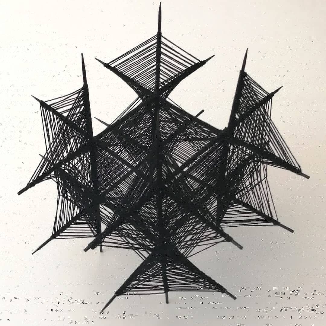 Phoenixtextile's tweet photo. Alison's sculptural structures are becoming increasingly complex and interesting as she experiments with adding more sticks and with different arrangements.
#textilesculpture #textileart #seenunseen #moireeffect https://t.co/f6j4GoCckz