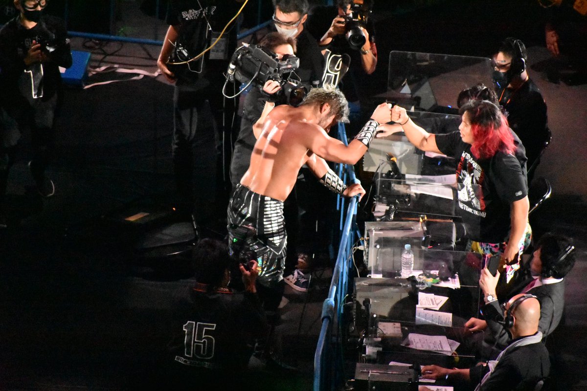 ___whitelie___'s tweet photo. 本当に最高でした✨✨

嬉しくてほわほわしてます(≧∀≦)(≧∇≦)✨

#njpw 
#G1CILMAX30 
#SANADA 
#高橋ヒロム 
#seeunexttime 
#seeutomorrow 
#gift https://t.co/Cm3VHHF7ZW