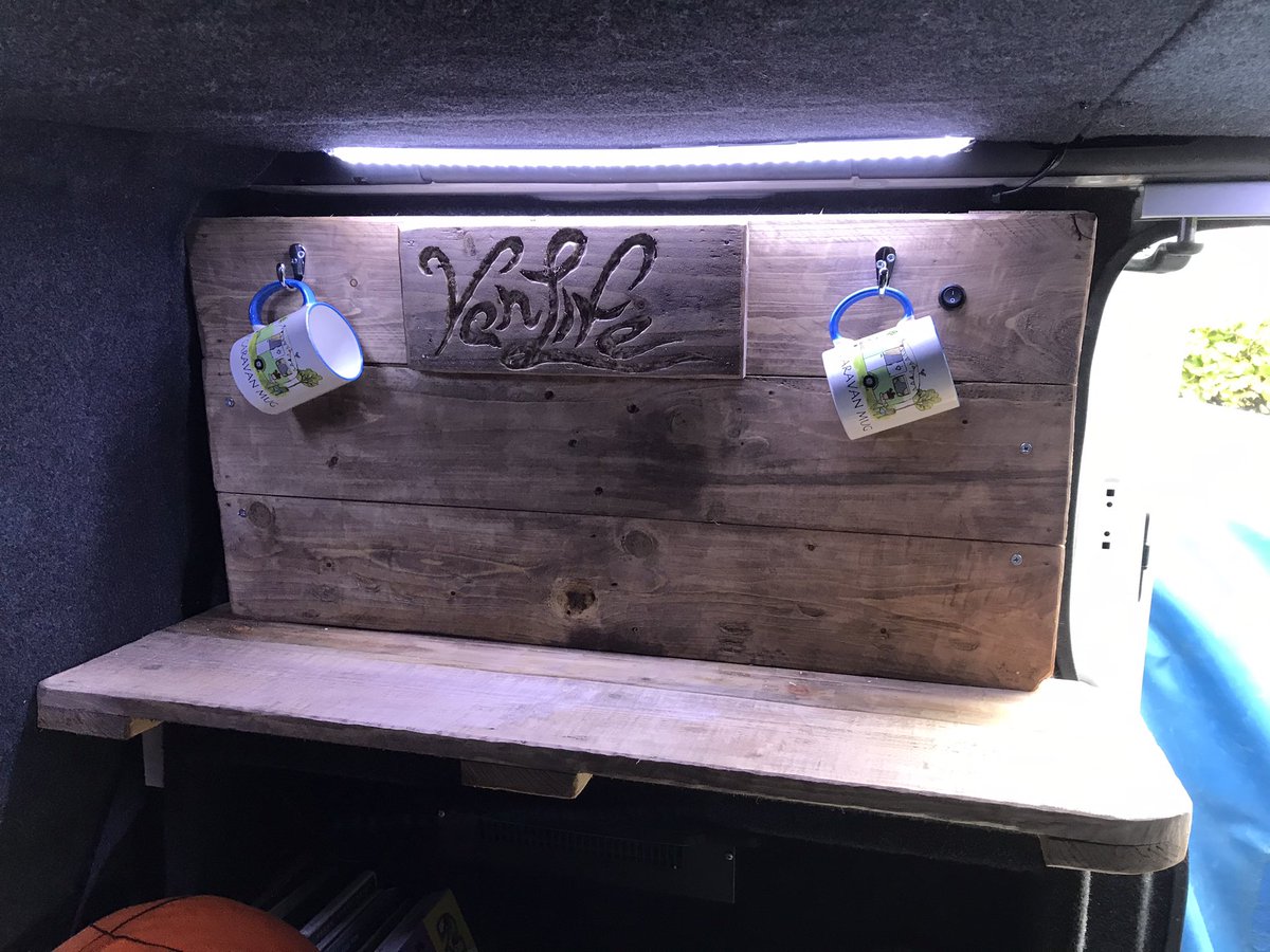 chiggoctfc's tweet photo. Self isolation project @hashtagvanlife #vanlife #carvings #camperlife @vanlife_diaries https://t.co/gIIMtnzZY2