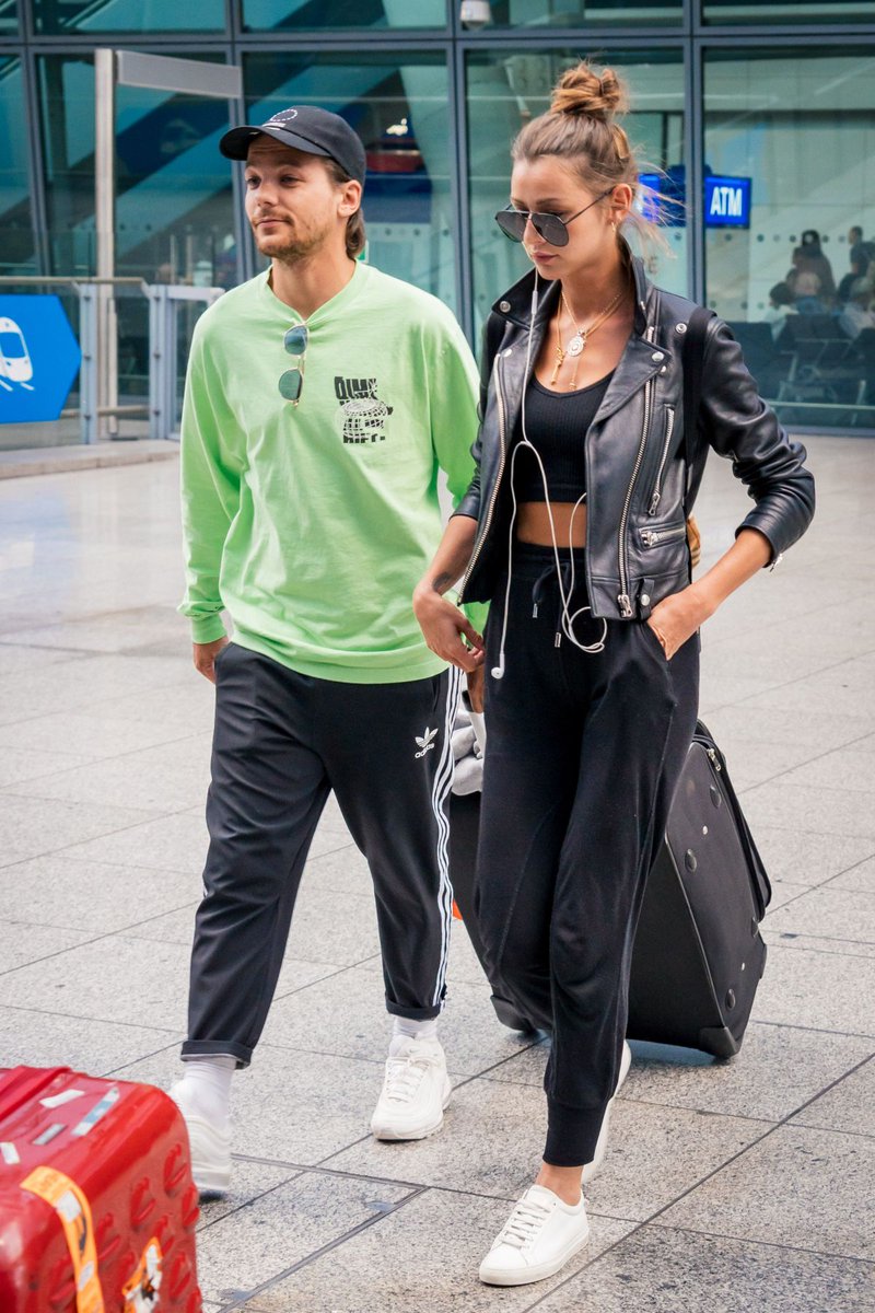 foreleanorj92's tweet image. They are so lucky that they have each other 🙈