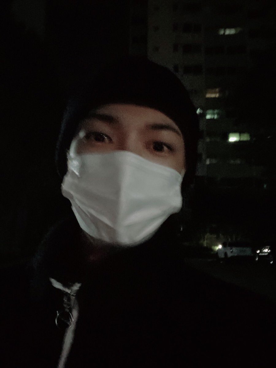 [#홍중] 에이티니 생각하며 밤 산책 중!!
에이티니도 내 생각 많이 해주기 ㅎㅎ 에이티니는 에이티즈와 함께할 준비가 되었나요?👀
#Ready_for_PORTOFCALL #2_years_with_ATEEZ #ATEEZ #에이티즈