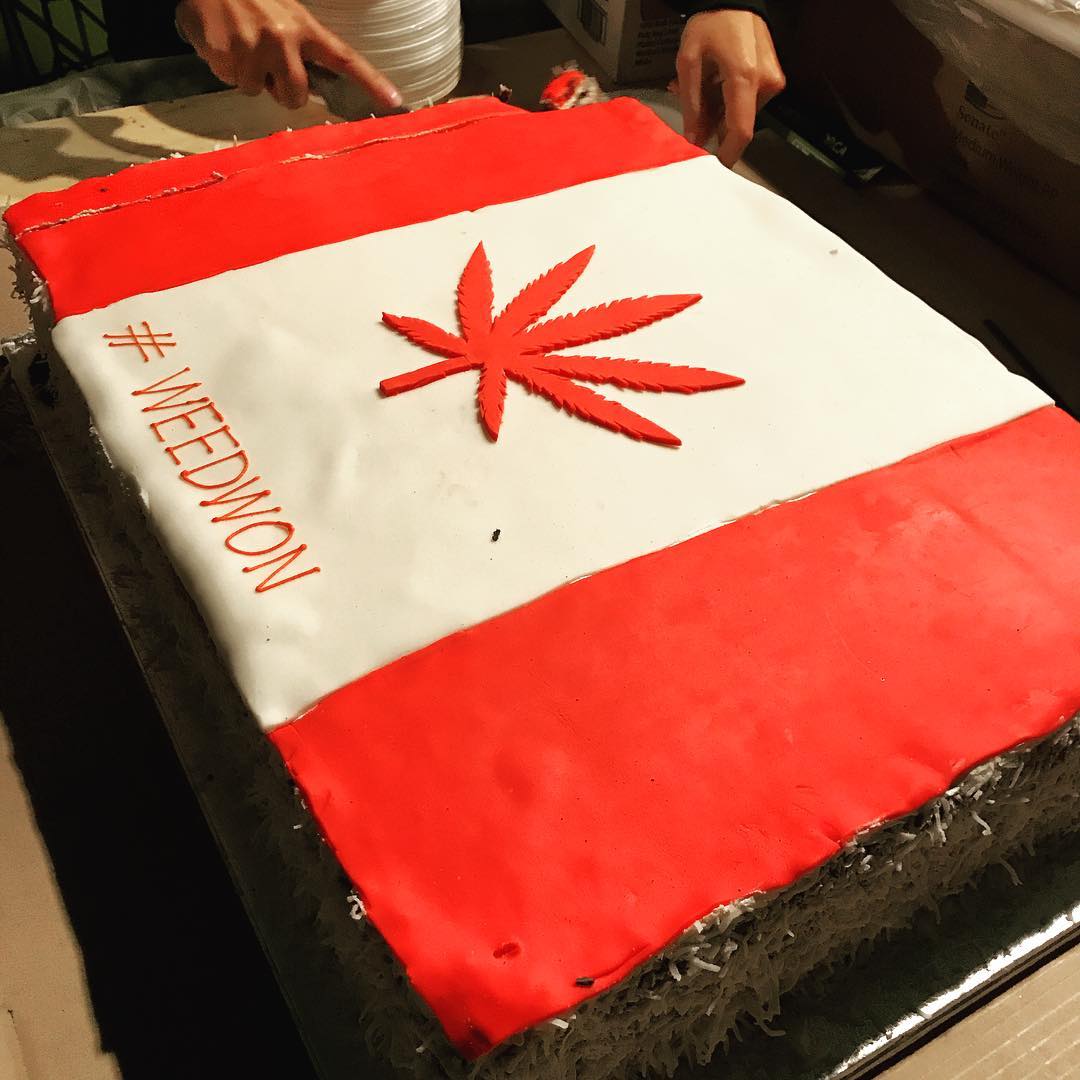 hotboxcafe's tweet photo. Happy Cannaversary! Here's a sweet throwback (literally) to the epic cake we had two years ago. We're celebrating today, hope you are too π§‘
#hotbox #hotboxcannabisshop #hotboxlounge #legalization #cannaversary #dispensary #kensingtonmarket #weedwon #canadiancannabiscommunity https://t.co/XvUFALDkrd