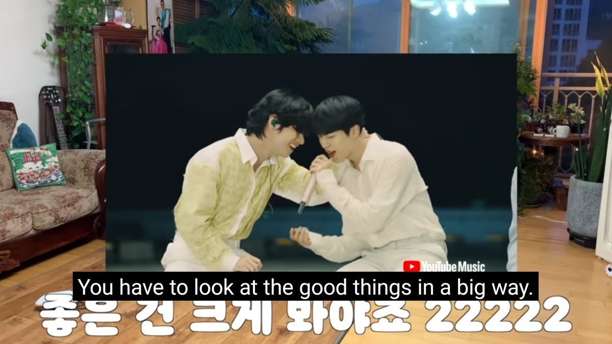 and then there's these people who made it take up the whole screen--their caption sksksksk-- intellectuals 