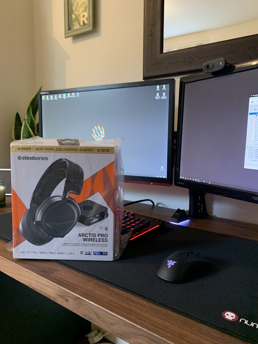 RupertStamp's tweet image. Picked up this @SteelSeries Arctis Pro Wireless in the prime sale - interested to see if wireless has caught up.