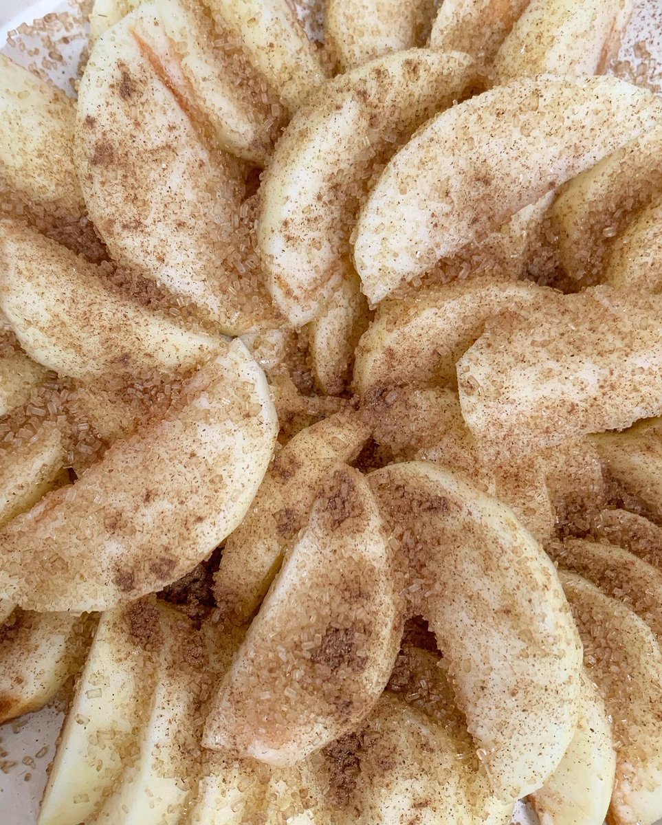 Friends in our village dropped these off yesterday over a cup of coffee; means no excuse not to be baking today. Pears need a little time to ripen so it’s apple crumble with a cinnamon oat topping. In the oven now 😋 #applecrumble #RecipeOfTheDay #favouriteseason