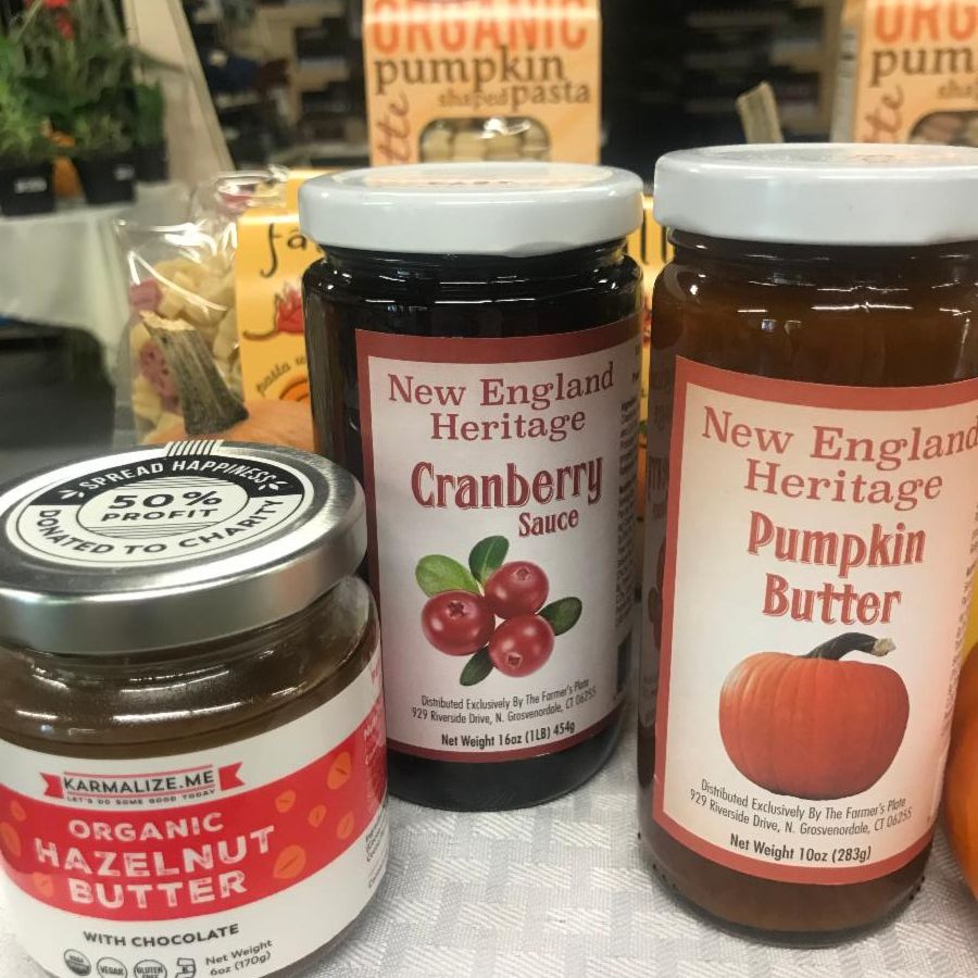 SimpsonSpringCo's tweet image. Our store is stocked! So many vegan, gluten free, paleo-friendly, keto-friendly items -  we have a little something for everyone's tastes! conta.cc/3lPUT3L