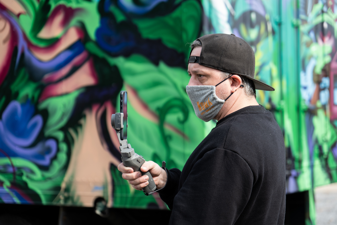 dcwallsfestival's tweet photo. Join a livestreamed tour of the festival with
@kellytowles!π¨β¨
Tune in at 1:00pm EDT: https://t.co/6JPrSrTAFz #PowWowDC @NoMaBID @aCreativeDC https://t.co/EJdRlHClih