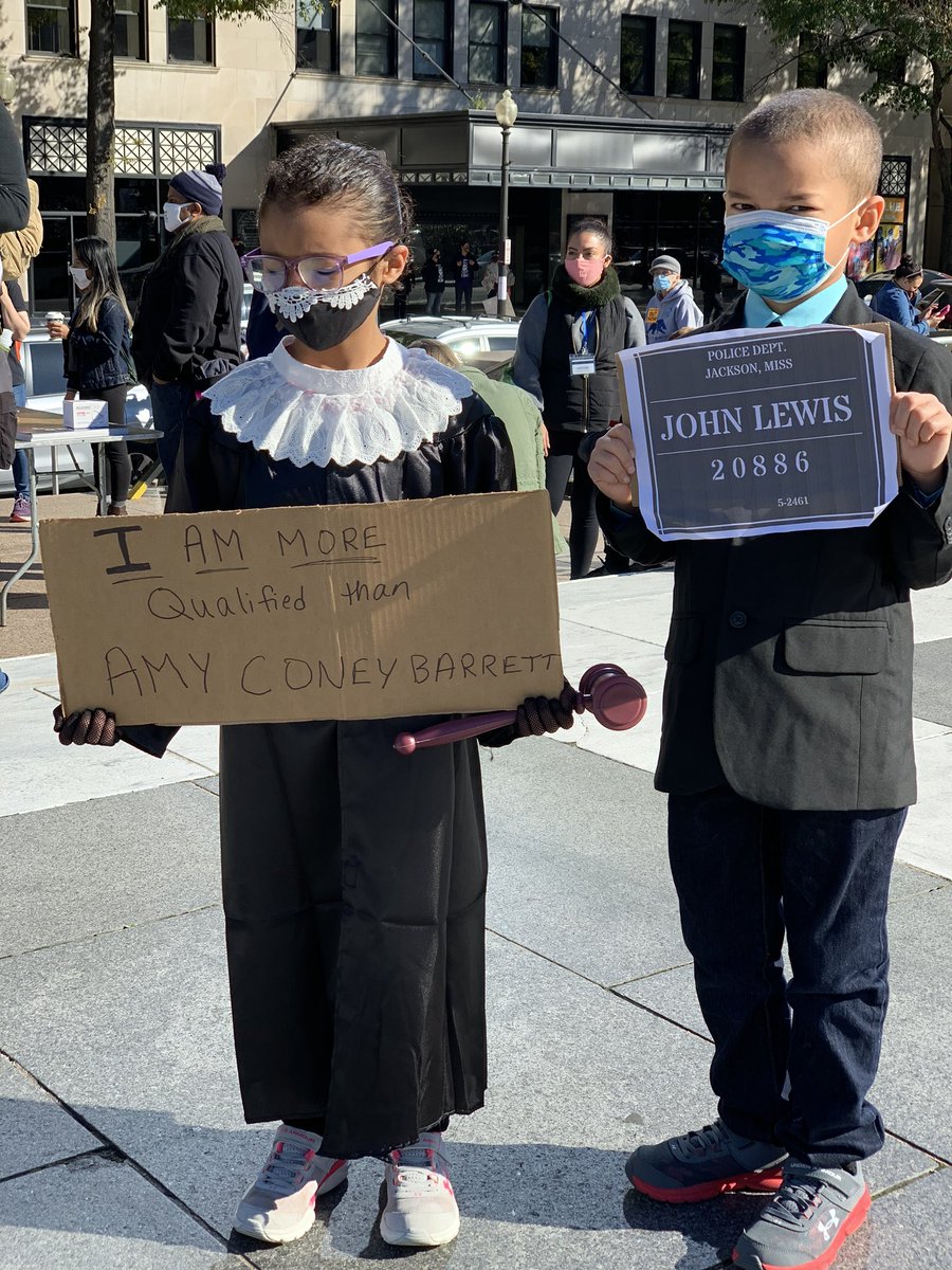 This family came from Boston to attend the Supreme Court protests as well as today’s  @womensmarch. Their mother says this is her daughter’s third  #WomensMarch and her son’s second.  #WomensMarch2020  @wusa9  #RBG  #johnlewis