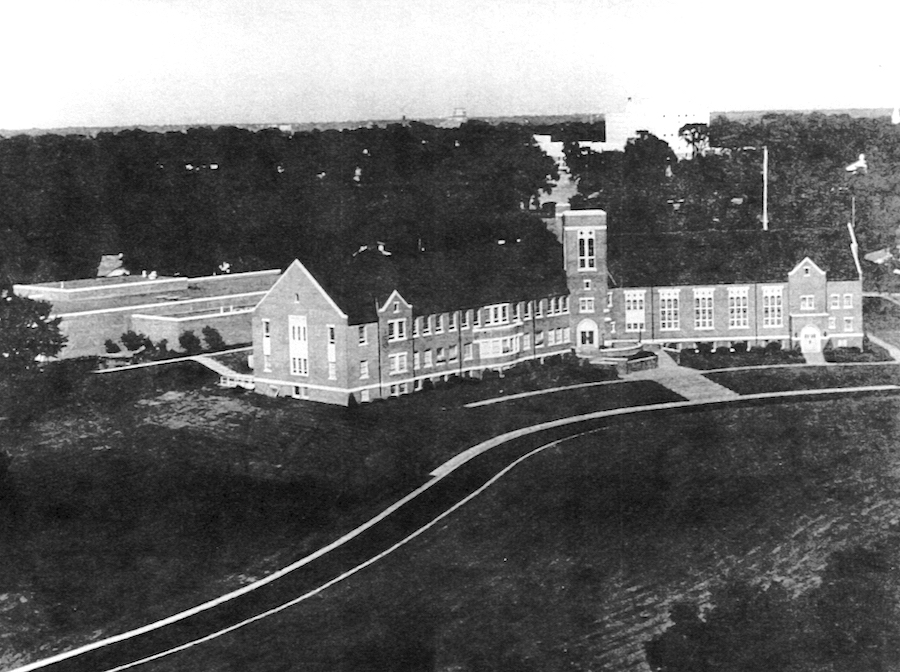 NazSeminary's tweet photo. From the archives: A view from the northwest of the NTS campus in #kansascity in the 1950s. We're celebrating 75 years of ministry at https://t.co/jbojsW0w2P #nts75 https://t.co/cRuHDx8IxU