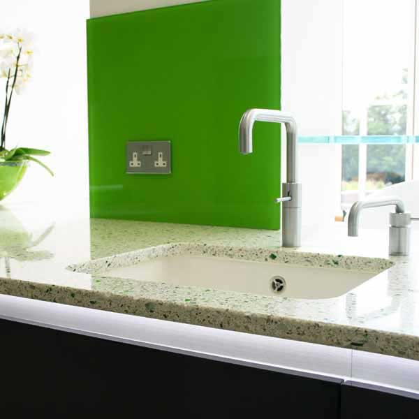 Resilica sustainable worktops &amp; surfaces are made entirely in the UK from 100% recycled glass. Find out why <a href="/resilicaworktop/">resilica</a>  are a MyGreenPod Hero bit.ly/2w4JmIi #PutYourMoneyWhereYourHeartIs