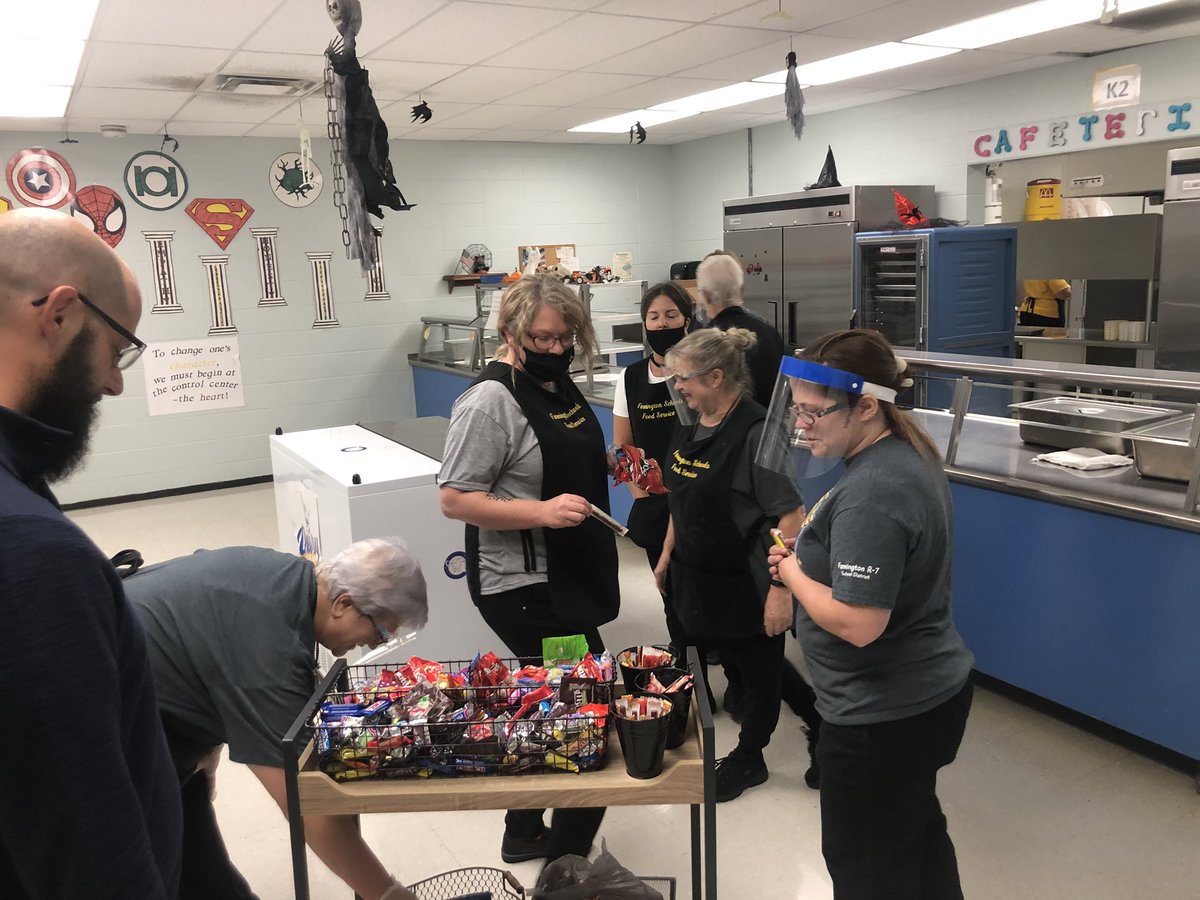 NMoon_FSD's tweet photo. Great Bosses and Friday treat cart!! Nice way to end the week! https://t.co/hCvkGA2HG7